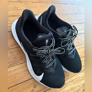 Nike running shoes size7